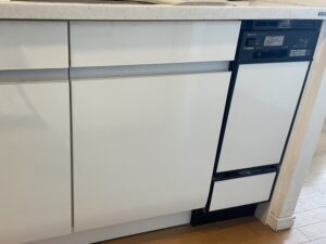 神奈川のキッチン取付け隊　フロントオープン食洗機の工事　施工前